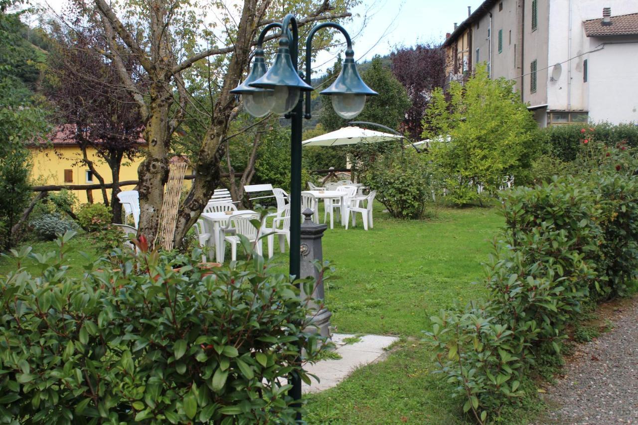 Hotel Margherita Montepiano Екстер'єр фото